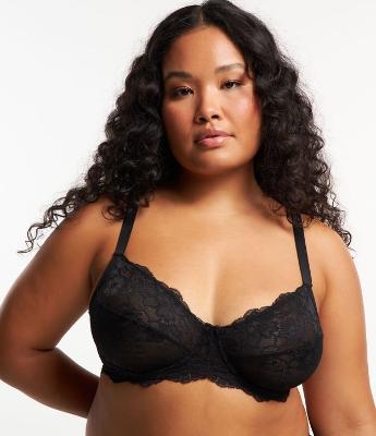 Sutiã em Renda Floral sem Bojo e com Aro Curve & Plus Size