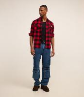 Calça Baggy em Jeans com Recortes e Bolso Cargo - 3