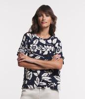 Blusa em Viscose com Estampa Floral Contrastante - 1