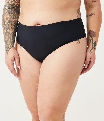 Calcinha Biquíni Conforto com Corte a Fio Curve & Plus Size