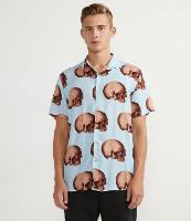 Camisa Manga Curta em Viscose com Estampa De Caveira - 1