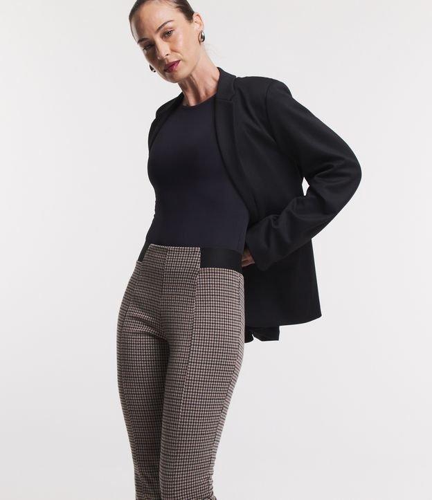 Calça Legging com Estampa Xadrez e Elástico Contrastante - 3