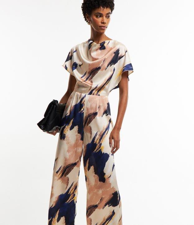 Macacão Longo em Crepe com Gola Degagê e Estampa Abstrata - 1