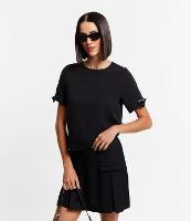 Blusa em Crepe com Laço Aplicados na Manga - 1