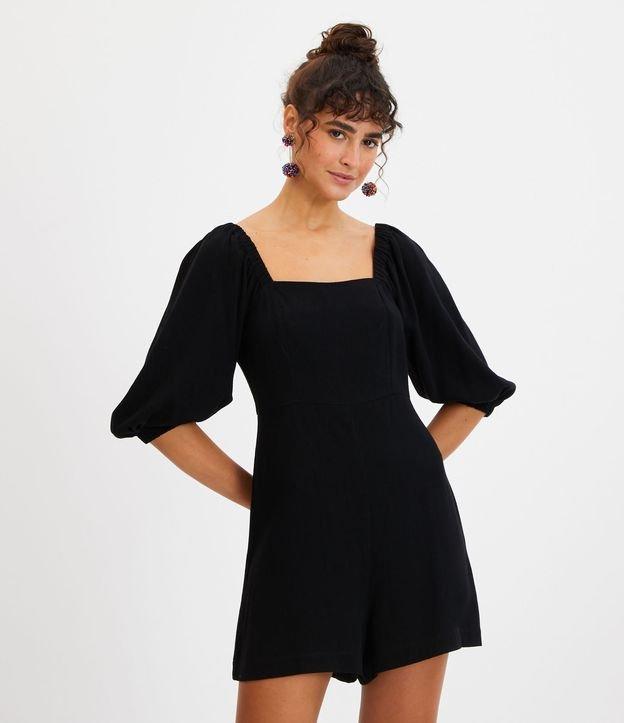 Macaquinho em Linho Texturizado com Zíper nas Costas - 1