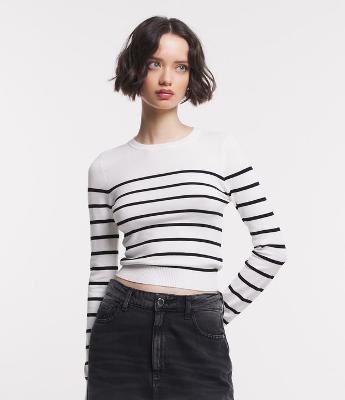 Blusa Manga Longa em Viscose Listrada