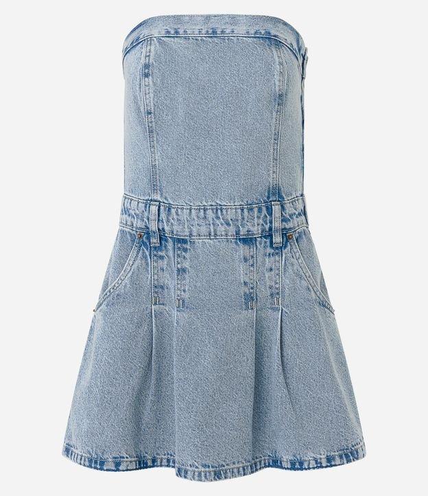 Vestido Curto em Jeans com Pregas com Decote Tomara que Caia - 2