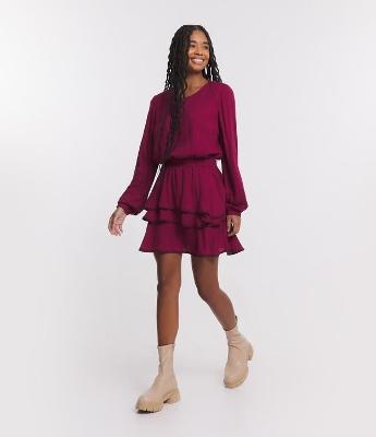 Vestido Curto em Viscose ML com Camadas na Barra e Detalhe Contrastante