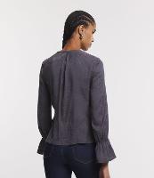 Blusa em Viscose Jacquard Cobra com Manga Bufante e Amarração Frontal - 1