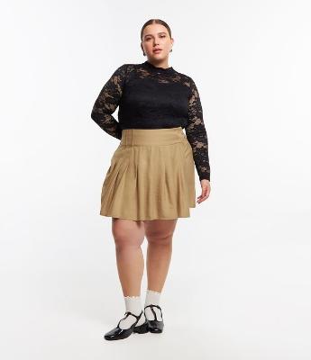 Short Saia Alfaiataria em Viscose com Pregas Curve & Plus Size