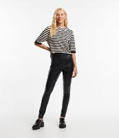 Calça Legging em Pu com Recortes - 1