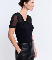 Blusa em Viscose com Detalhe em Tule Franzido - 2