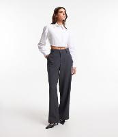 Calça Reta em Alfaiataria com Bolsos - 1