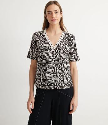 Blusa Manga Curta em Poiliéster com Estampa Animal Print Zebra
