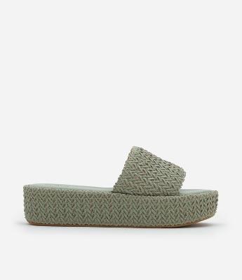 Sandália Flatform com Tressê