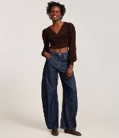 Blusa Cropped em Malha Texturizada com Manga Longa Bufante - 2