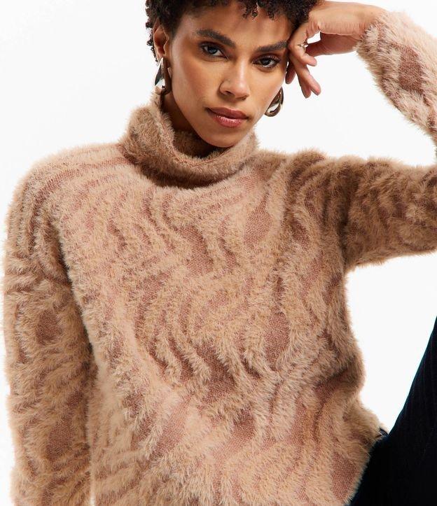 Suéter em Tricô com Gola e Textura Animal Print Zebra com Pelinhos - 1