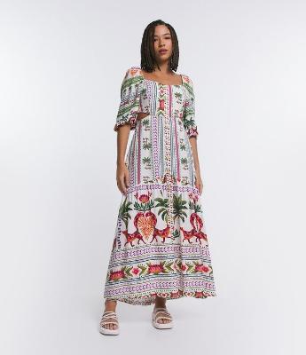 Vestido New Midi em Viscose com Manga Ampla e Estampa de Folhagens