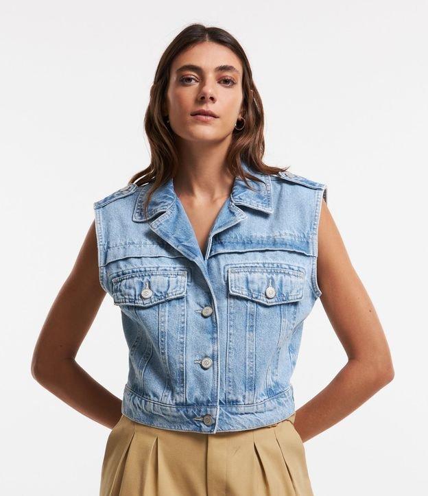 Colete em Jeans com Lapelas e Recortes - 1