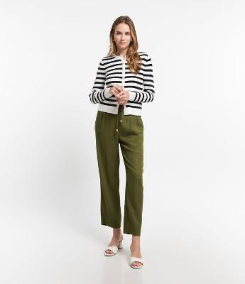 Calça em Viscolinho com Amarração no Cós