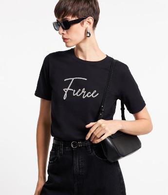 Camiseta em Algodão com Estampa Lettering Fierce