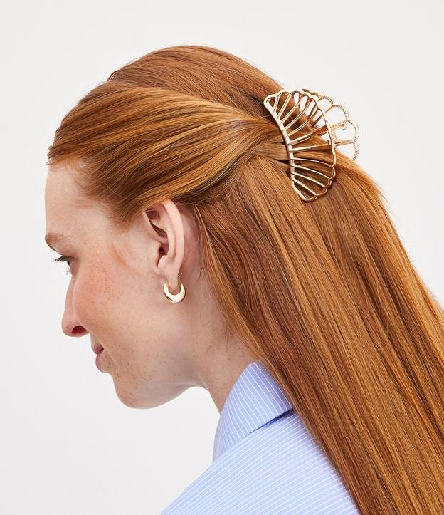 Piranha de Cabelo em Metal com Formato de Concha - 1