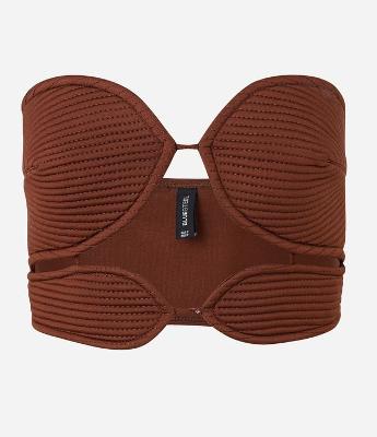 Top em Crepe Tomara que Caia com Busto Pespontado Arredondado