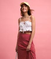 Blusa Top em Tricoline com Amarrações e Babados - 3