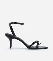 Sandália Bico Folha com Salto Fino e Laço Aplicado - 1