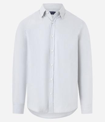 Camisa em Oxfordine com Abotoamento Frontal