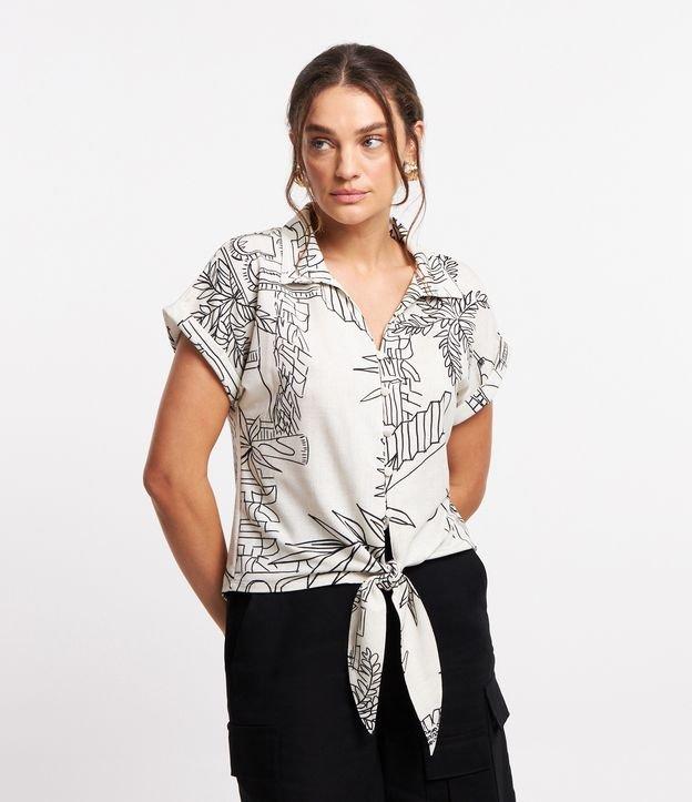 Blusa em Viscose com Amarração na Barra e Estampa Paisagem - 1