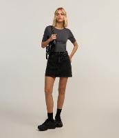 Saia Curta em Jeans com Bolsos e Tachas - 3