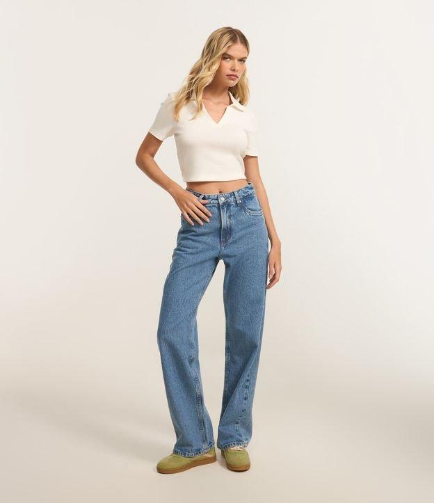 Calça Reta em Jeans com Bolsos e Botões - 1