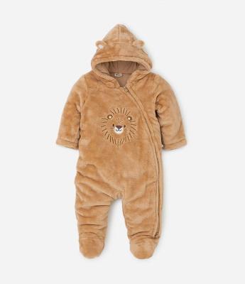 Macacão Infantil em Fleece com Orelhinhas e Bordado Leãozinho - Tam 0 a 18 meses