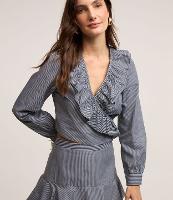 Blusa em Tricoline com Decote Transpassado e Babado Frontal - 1