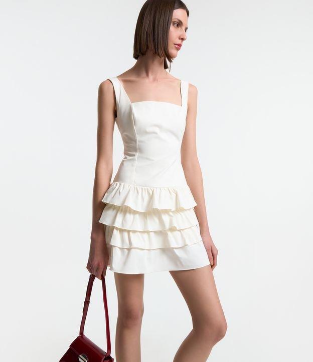 Vestido Curto em Tricoline com Babados na Saia - 1