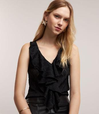 Blusa sem Manga com Babado Jabô e Padronagem Geométrica