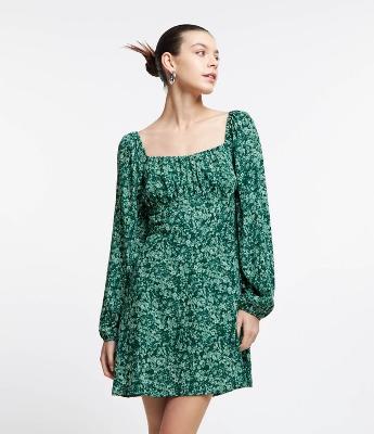 Vestido Curto em Viscose Estampa Floral Liberty com Lastex