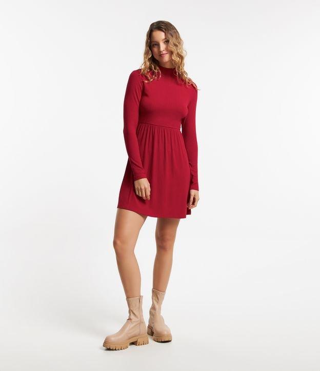 Vestido Curto em Ribana com Gola Altinha e Saia Franzida - 1