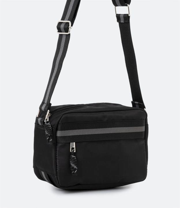 Bolsa com Alça Transversal e Fita com Detalhe Contrastante - 1
