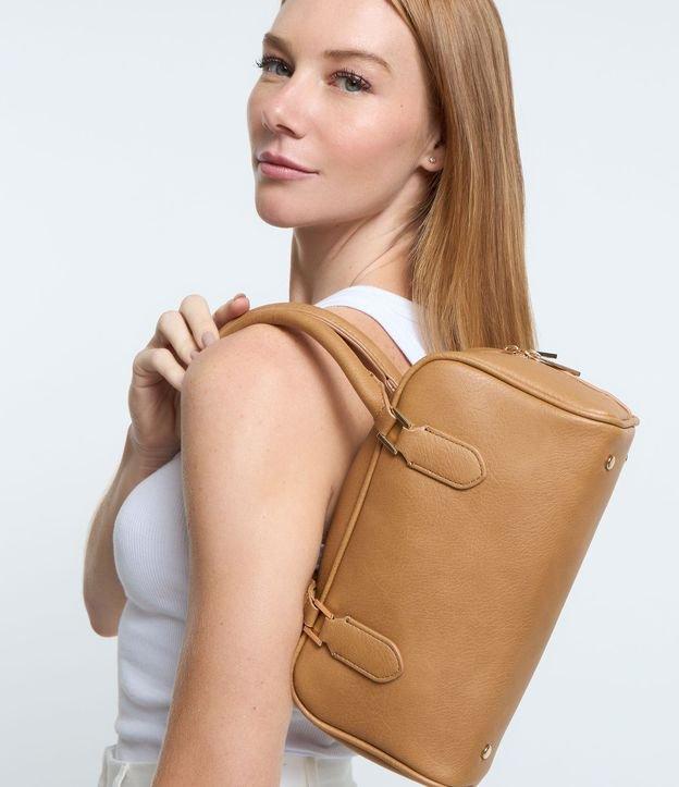Bolsa de Mão Pequena com Formato Alças Duplas - 1