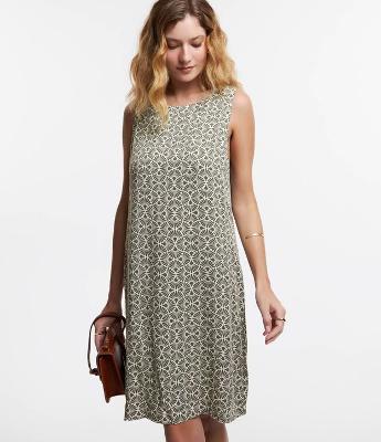 Vestido sem Manga em Viscose com Estampa Abstrata