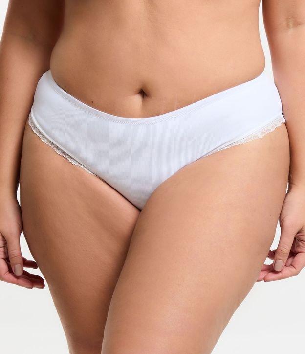 Calcinha Biquíni Fio em Ribana com Renda nas Cavas Curve & Plus Size - 2