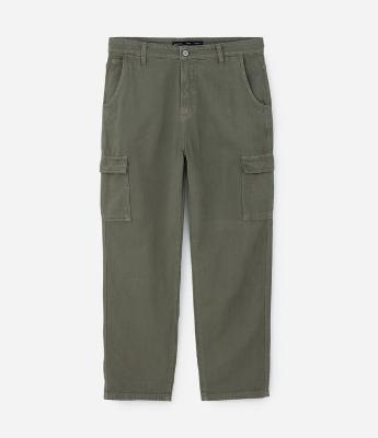 Calça Baggy em Sarja com Bolsos Cargo