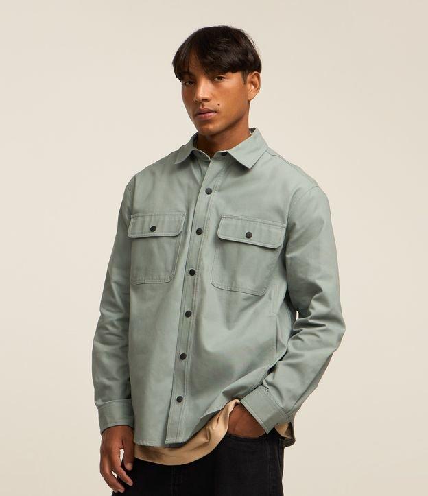 Camisa em Sarja com Botões e Bolsos - 2
