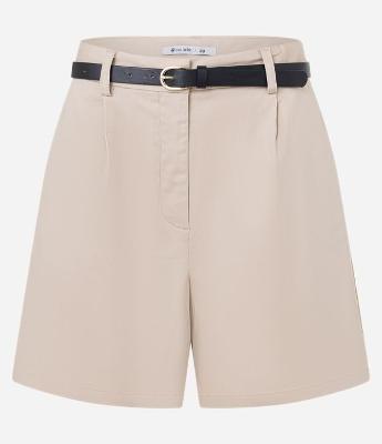 Short em Alfaiataria com cinto de PU e Fivela de Metal