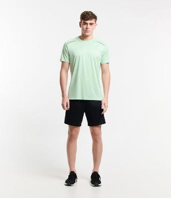 Camiseta Esportiva com Tecnologia Dry com Estampa Heatprint e Refletivos