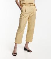 Calça Reta Alfaiatada em Tecido Tecnológico com Cinto - 1