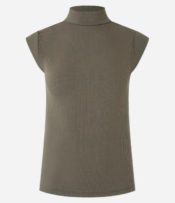 Blusa Ajustada em Ribana com Golinha e Texturas