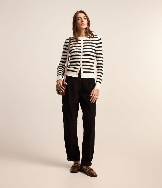 Calça Cargo em Veludo Cotele com Bolso Lateral - 1